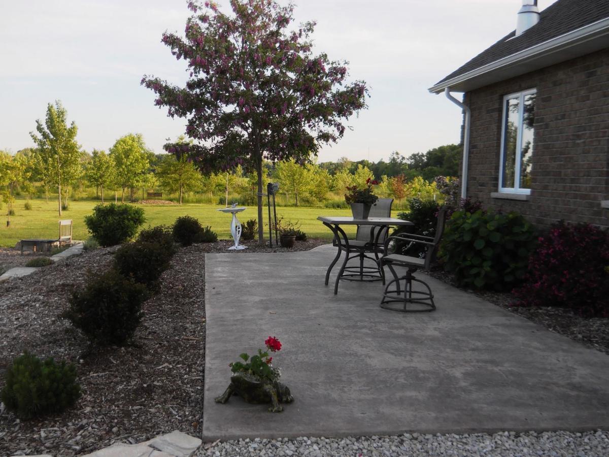 Wenzler'S Landing B&B Wheatley Exteriör bild